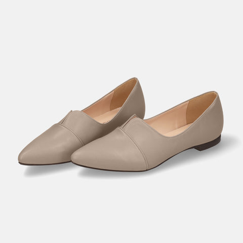 2025SSBI:ポインテッドトゥ フラット 切替ドレスシューズ(154)グレージュ/mamian(マミアン)