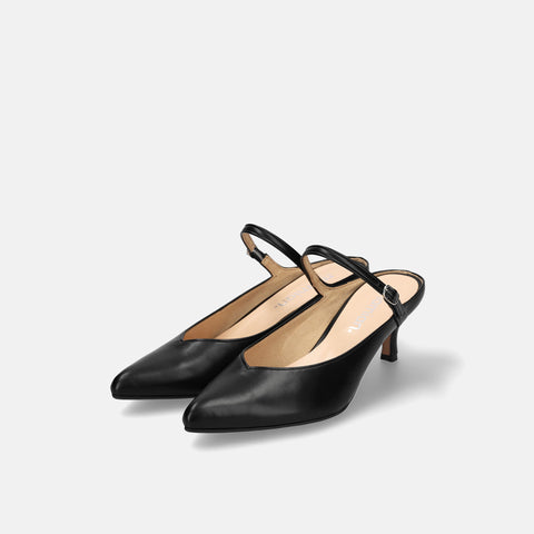 15%OFF:2024SS:甲ストラップ付き ミュールスタイル パンプス(m55216)ブラック/mamian(マミアン)